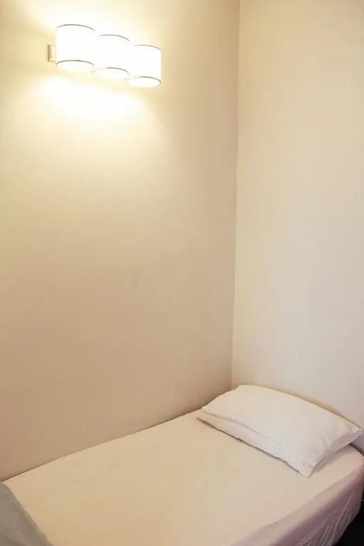 Kenangan , Damansara Utama Hostel Petaling Jaya Malaysia